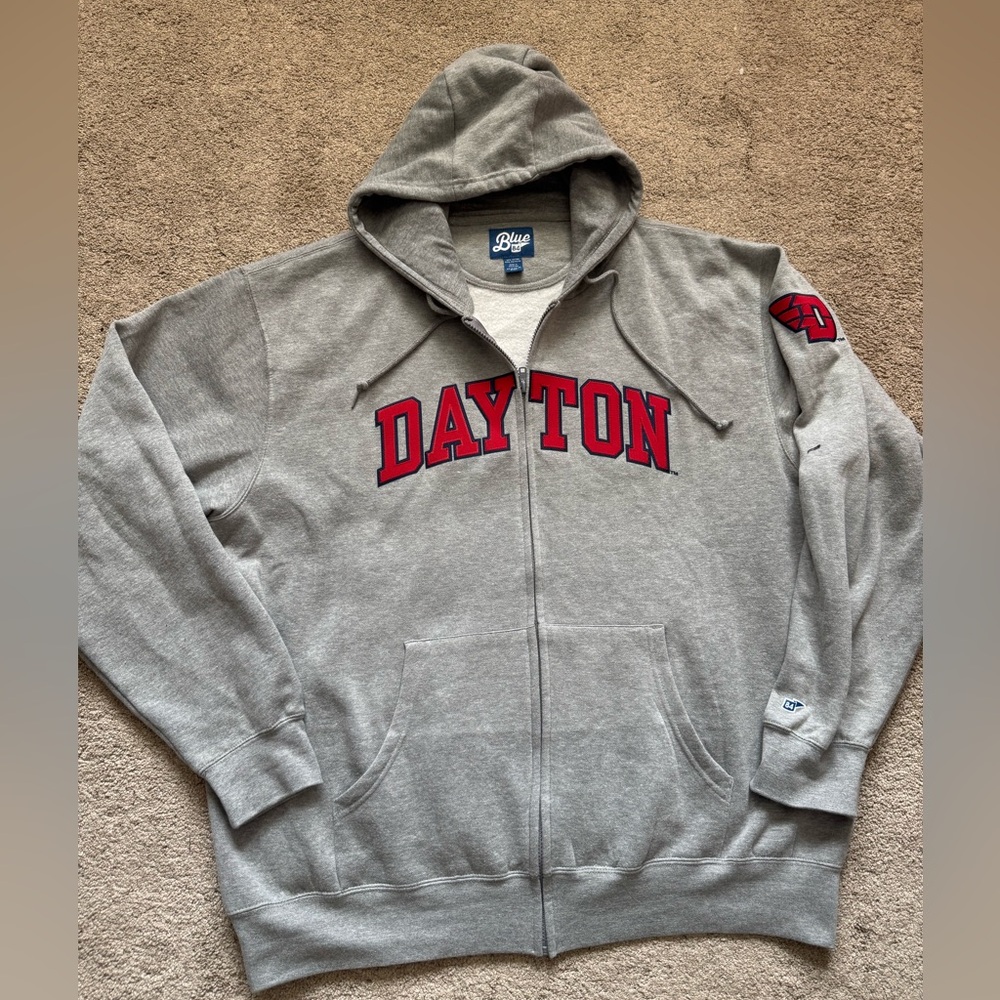 #141 DAYTON FLYERS (BLUE 84) Gray Zip-Up Hoodie with Red (DAYTON FLYERS Logo